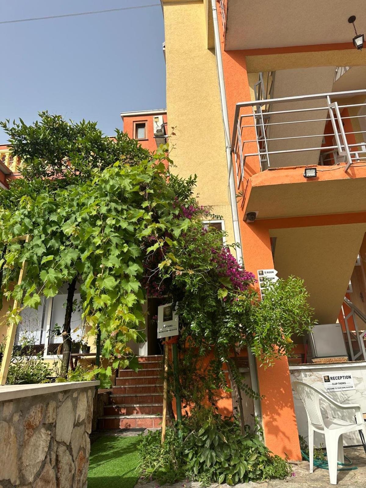 Themis Apart Hotel Kotor Kültér fotó