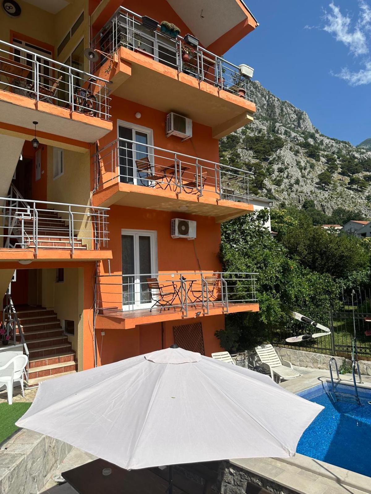 Themis Apart Hotel Kotor Kültér fotó