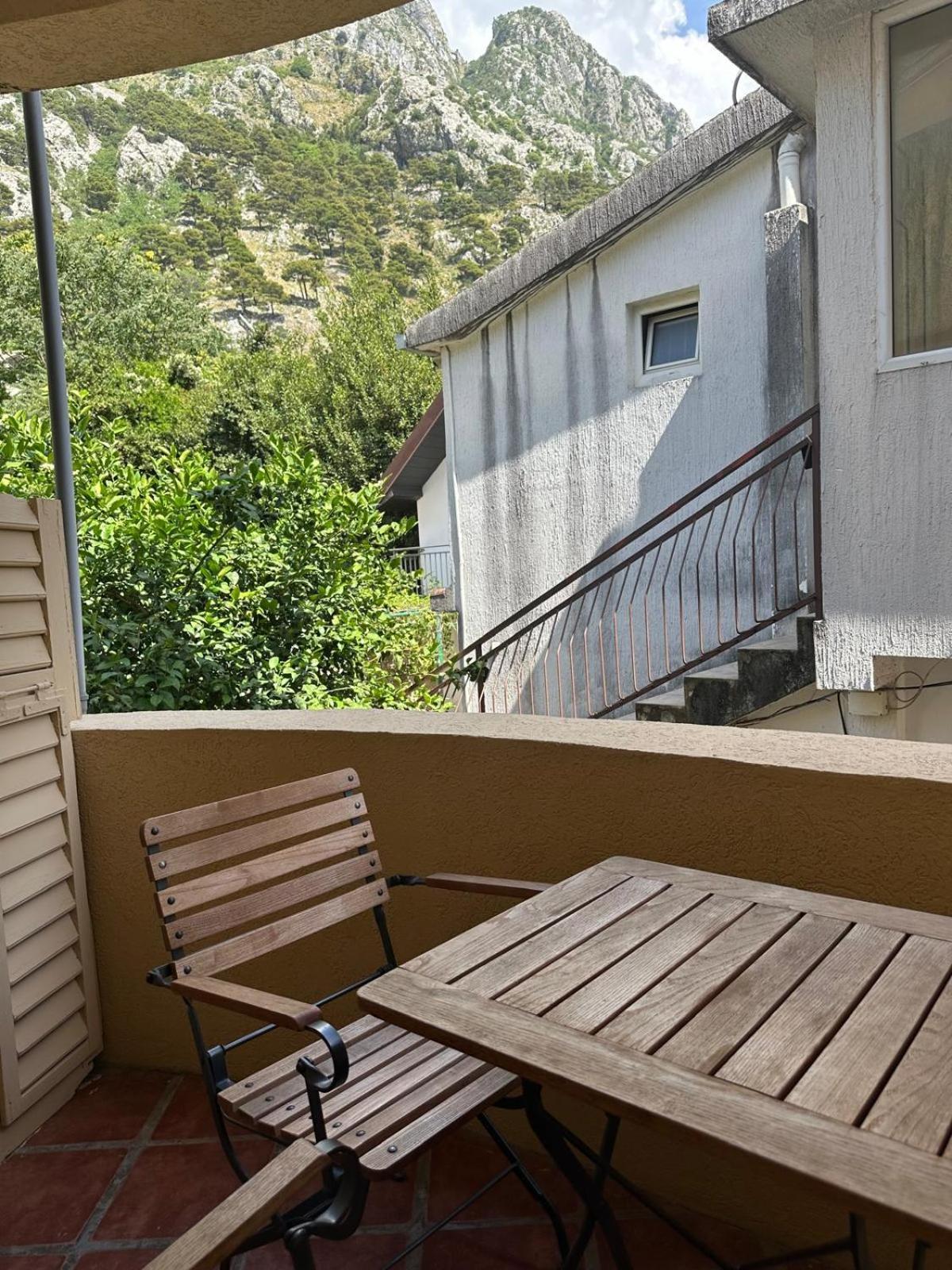 Themis Apart Hotel Kotor Kültér fotó