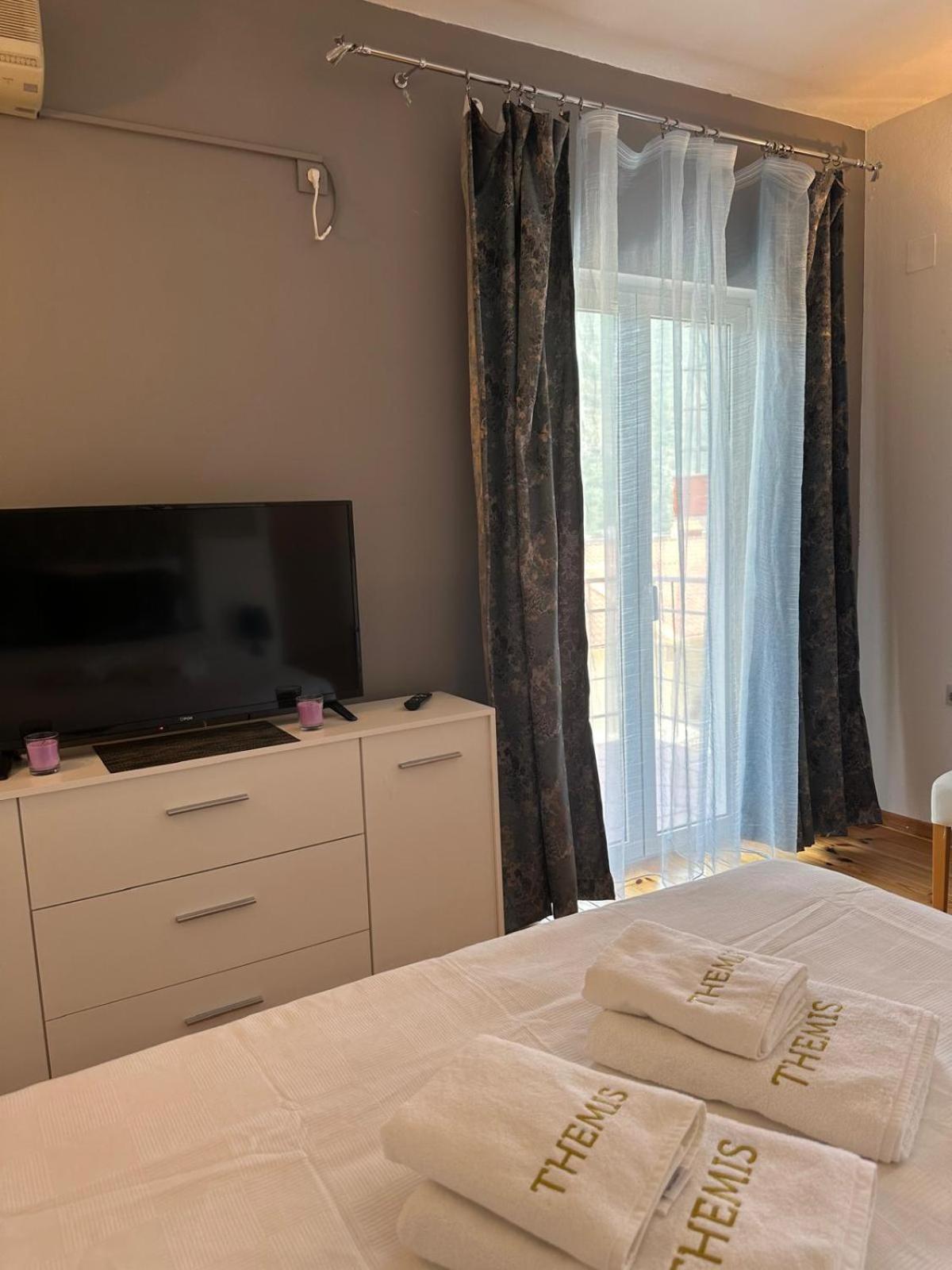 Themis Apart Hotel Kotor Kültér fotó