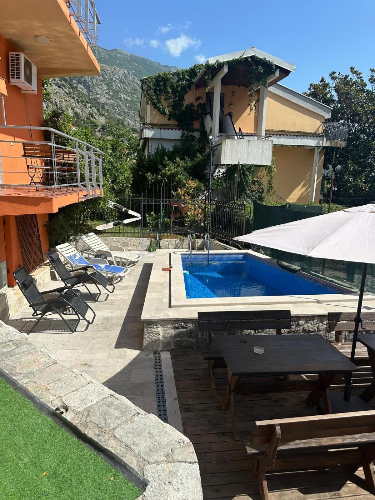 Themis Apart Hotel Kotor Kültér fotó