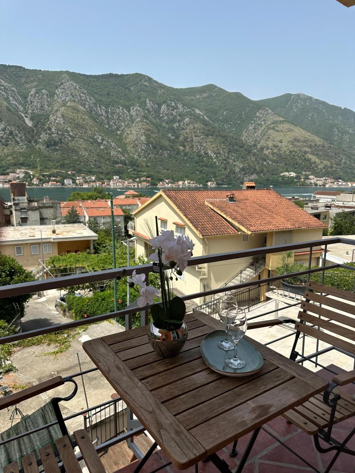 Themis Apart Hotel Kotor Kültér fotó