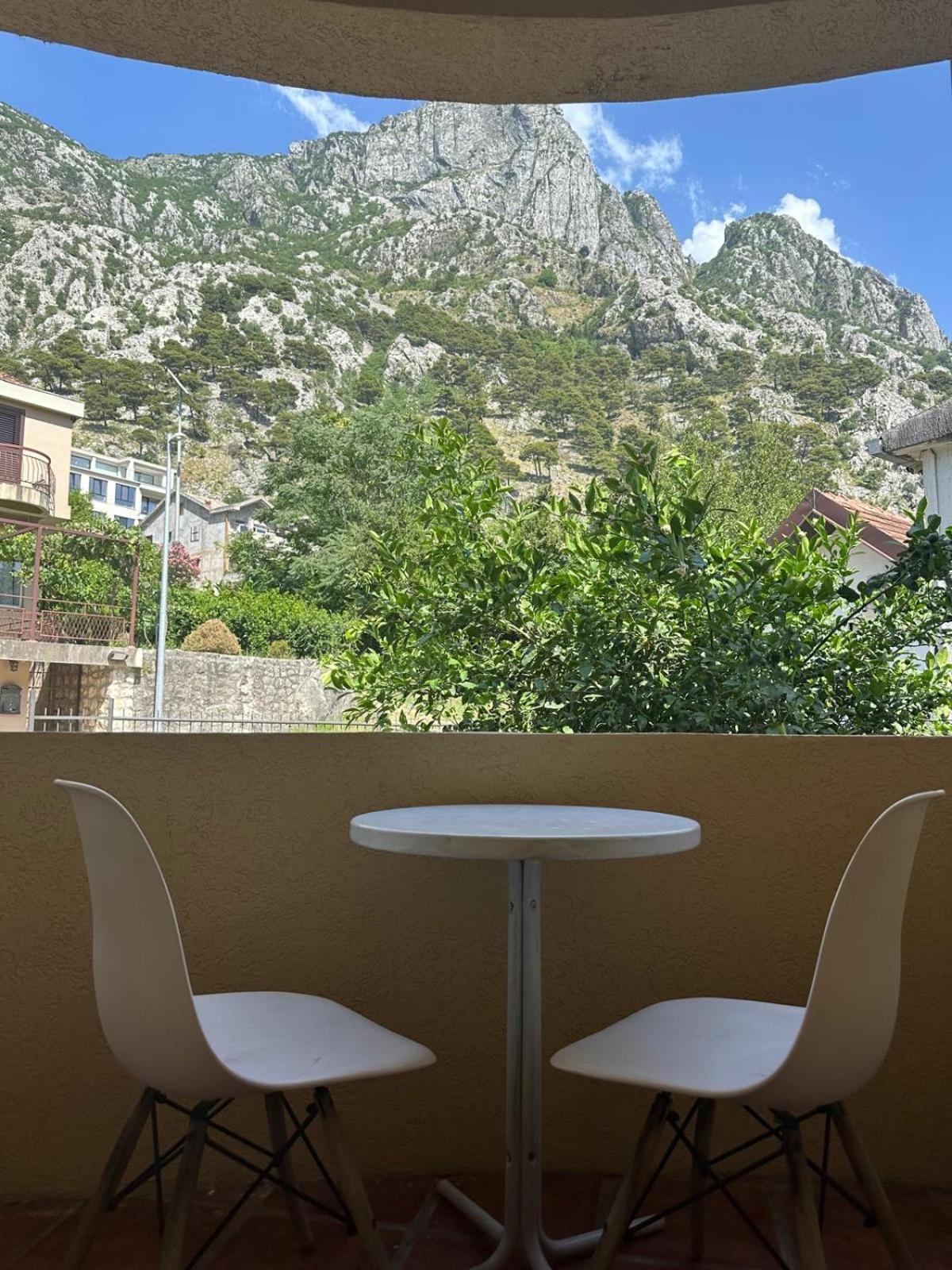 Themis Apart Hotel Kotor Kültér fotó