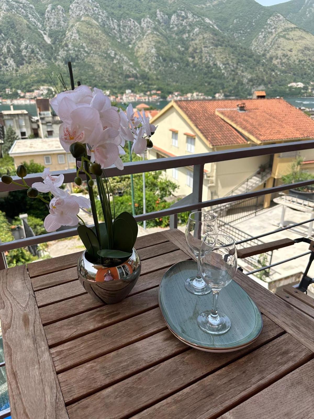 Themis Apart Hotel Kotor Kültér fotó